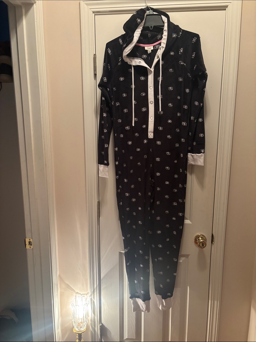 NWOT Jenni Black and White Eye-Print Hooded One-Piece